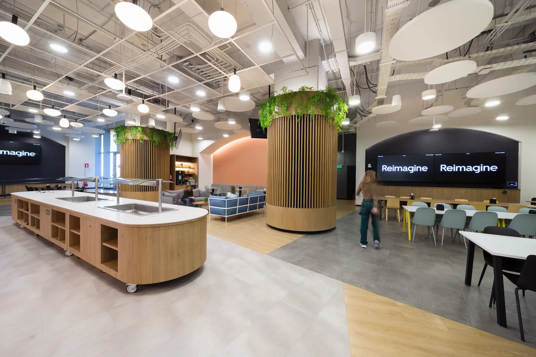 Oficinas para Uber en Santiago — 658 m² — 4/6