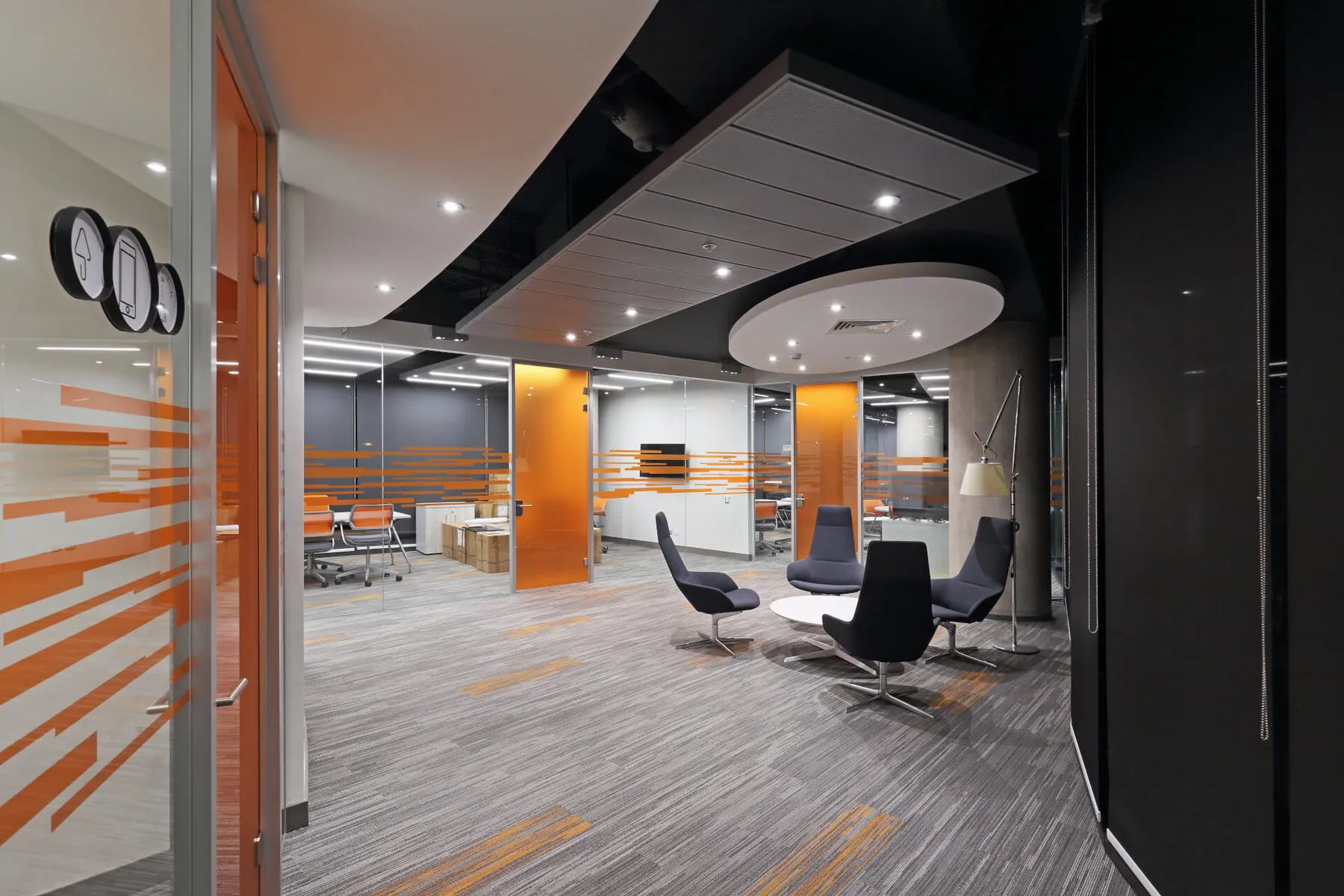 Oficinas para Indumotora — Etapa I en Santiago — 4.700 m² — 5/6