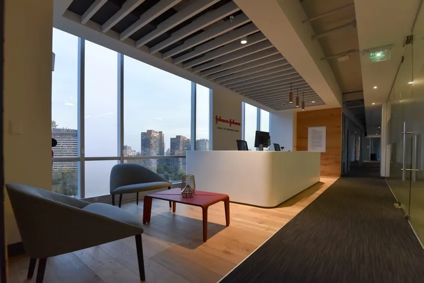 Oficinas para Johnson & Johnson en Santiago