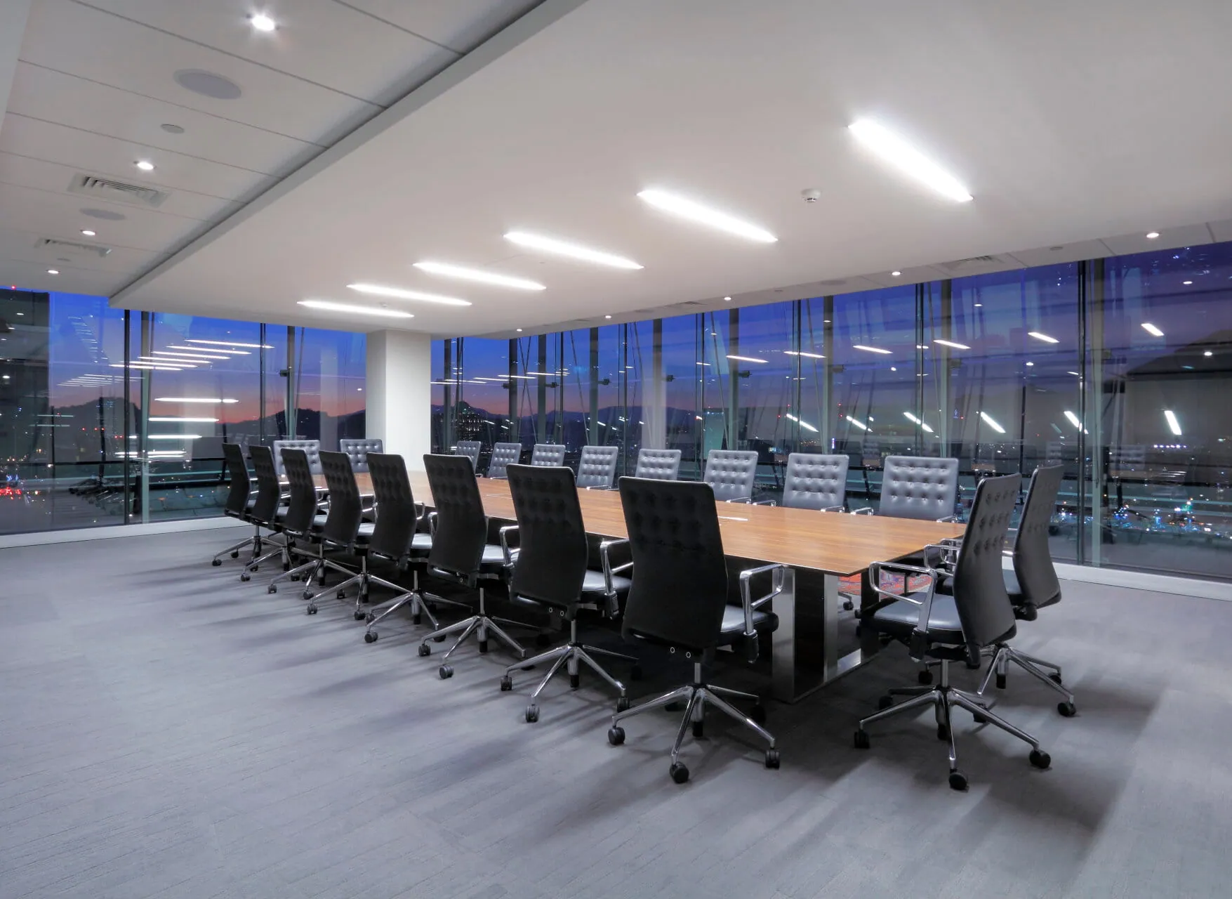 Oficinas para Grupo CGE en Santiago — 8.000 m² — 1/6