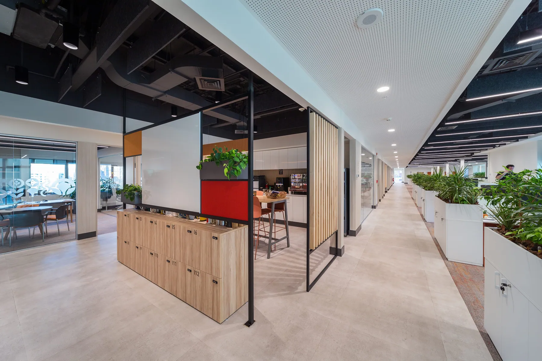 Oficinas para Parque Arauco en Santiago