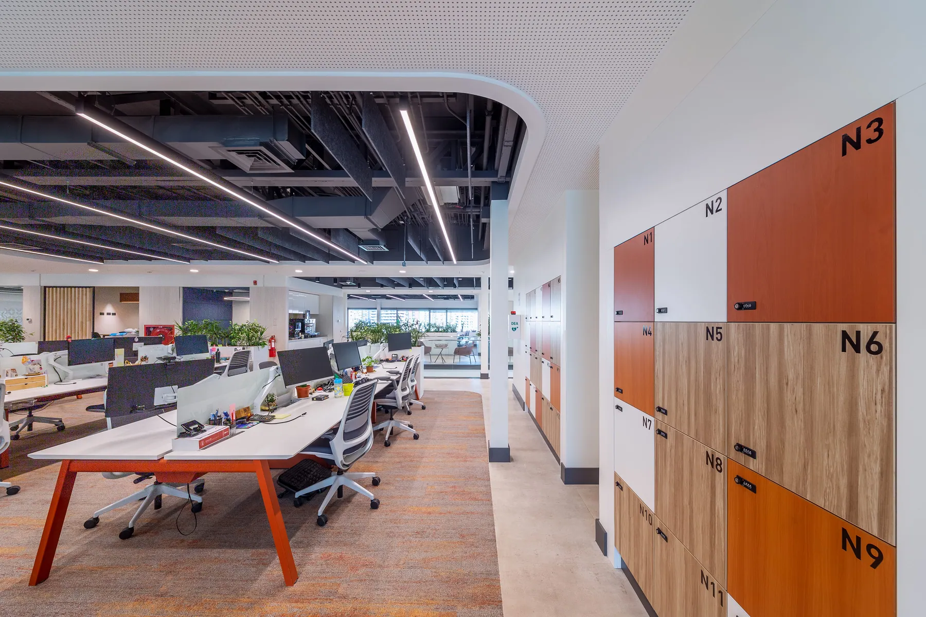 Oficinas para Parque Arauco en Santiago — 4.102 m² — 4/6
