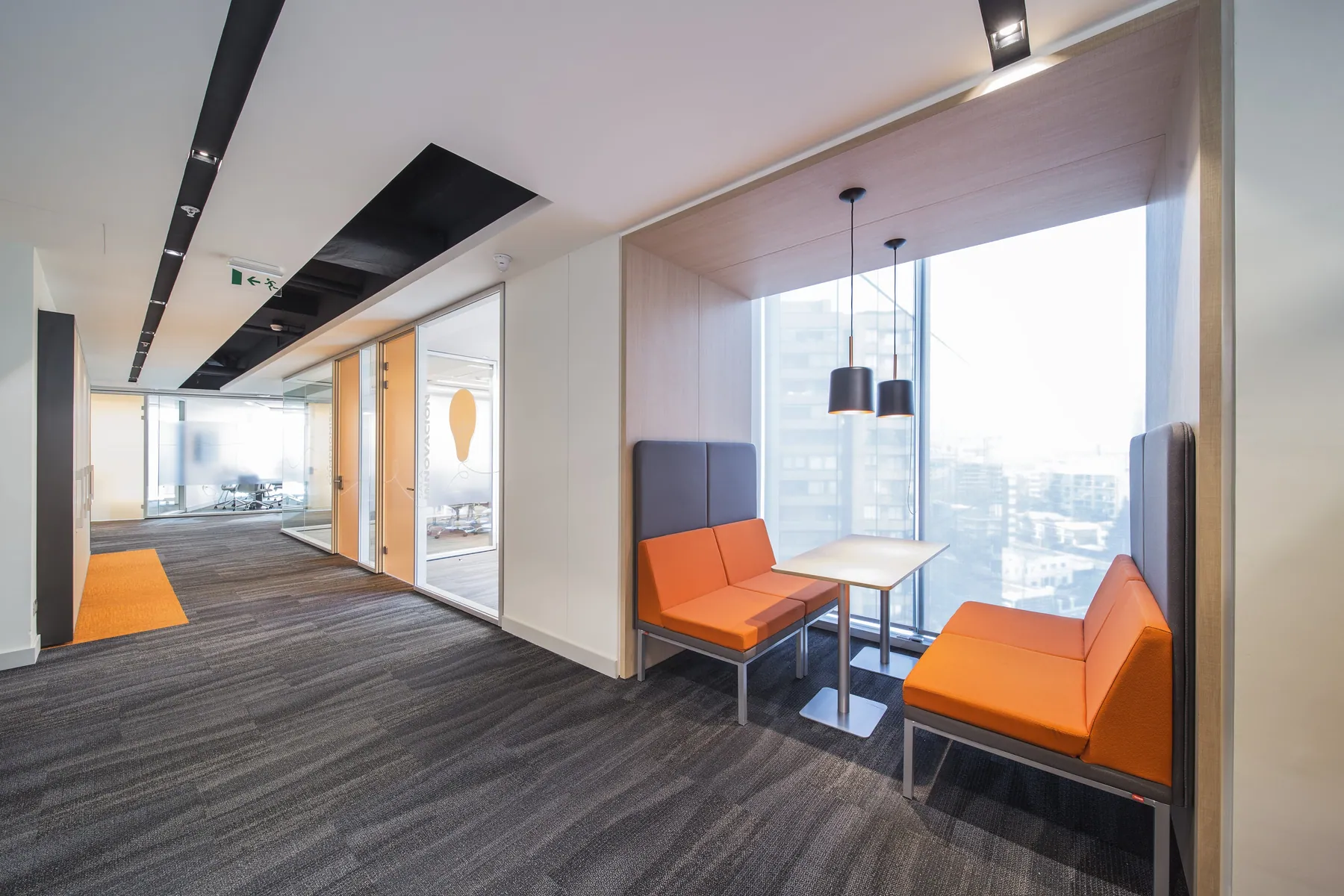 Oficinas para Vida Cámara en Santiago — 1.600 m² — 5/6