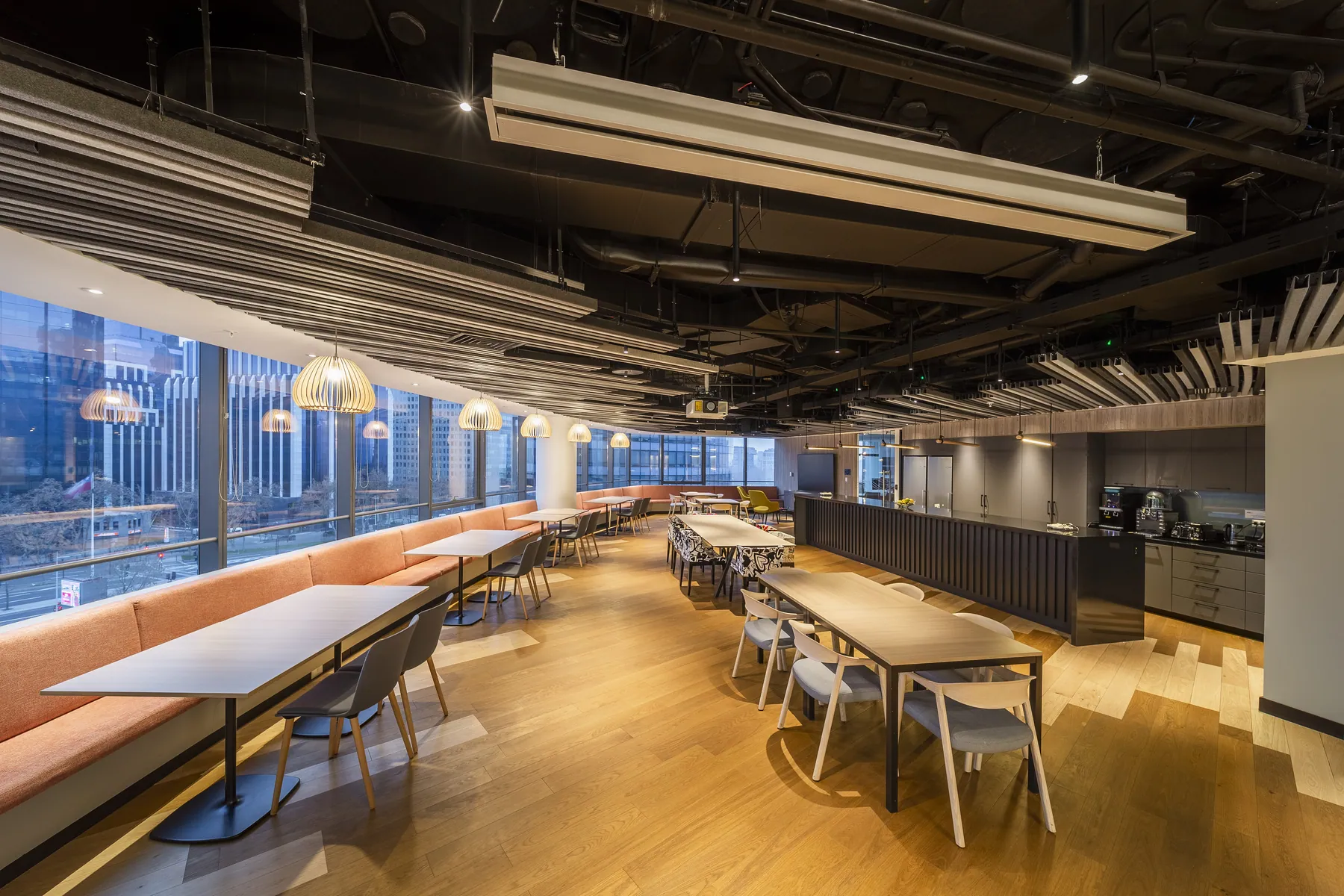 Oficinas para BCG — Etapa II (Piso 7 y 8) en Santiago — 1.654 m² — 2/6