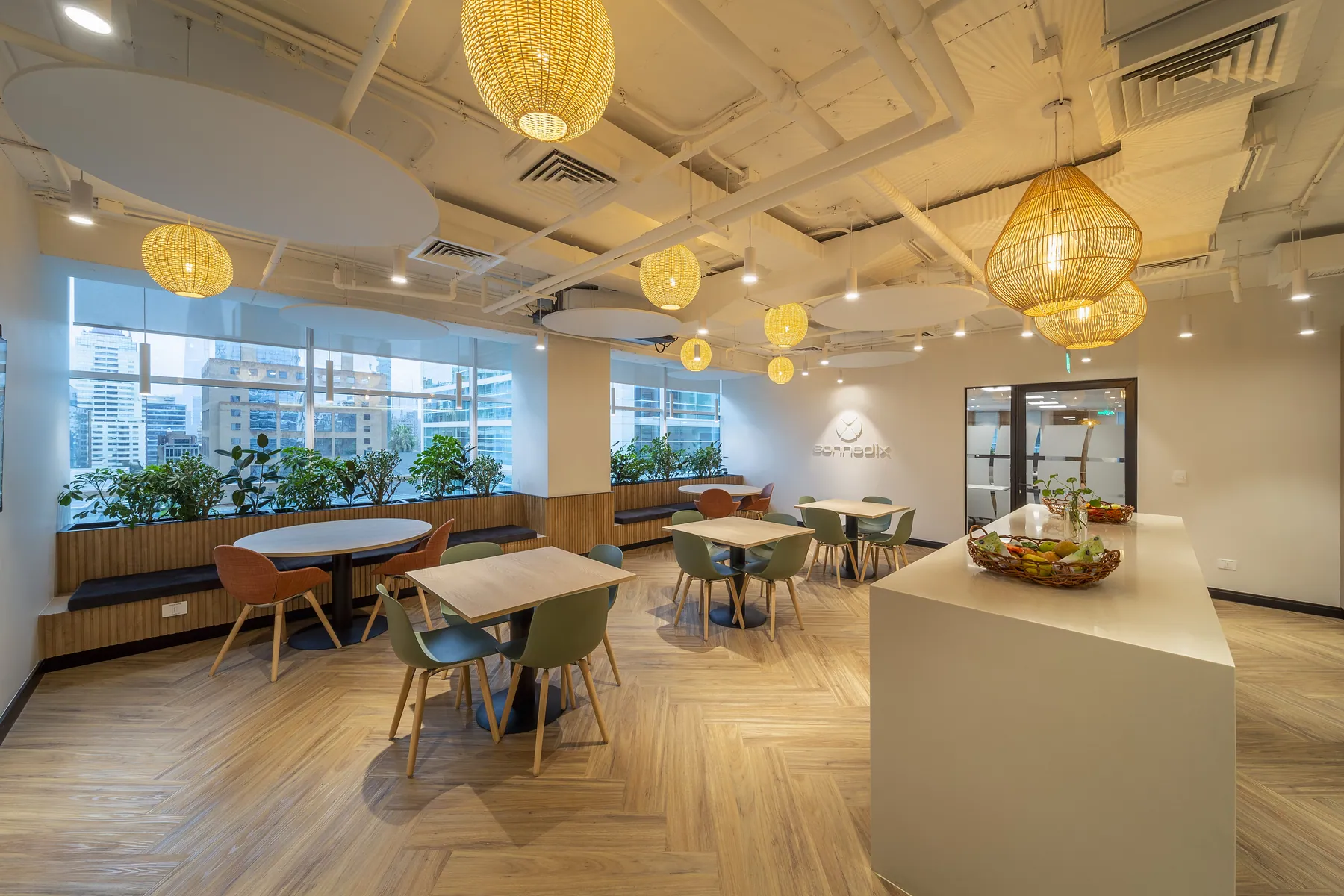 Oficinas para Sonnedix en Santiago