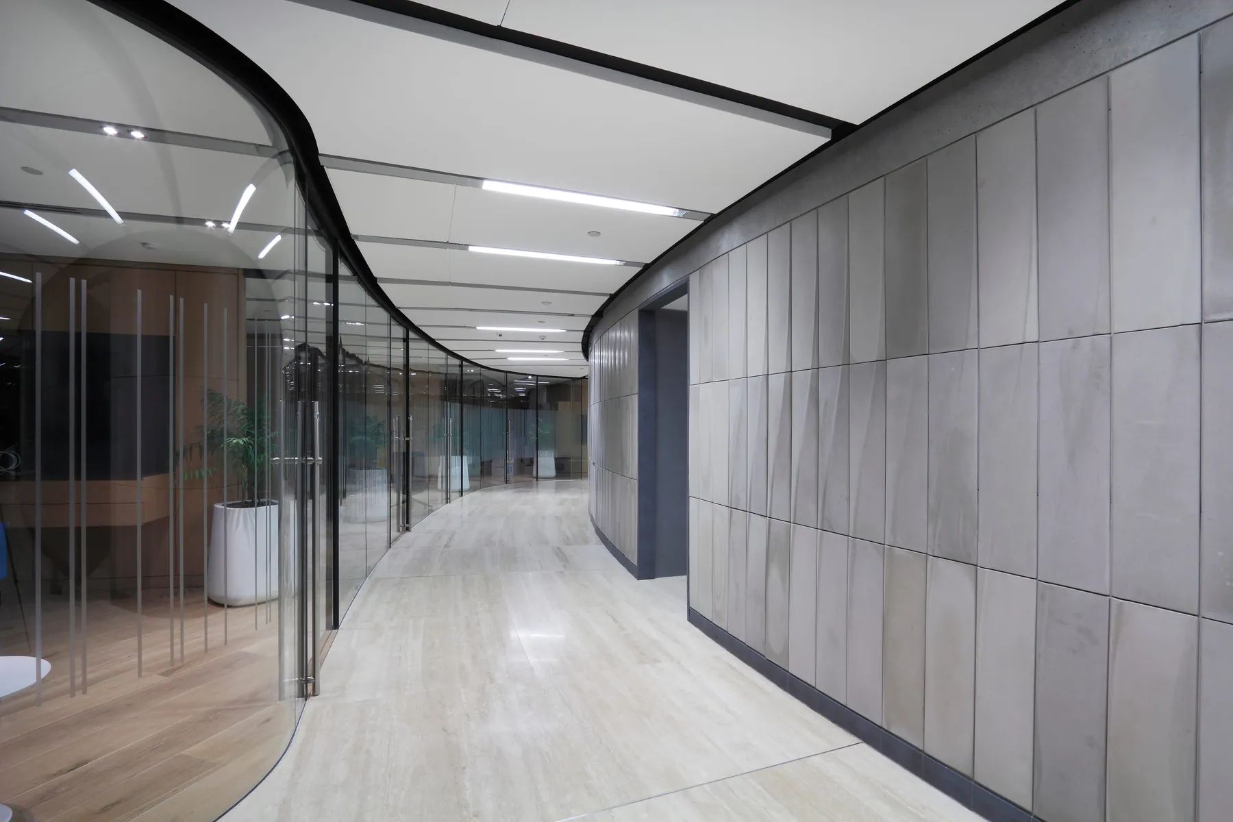 Oficinas para Directorio Entel en Santiago — 1.900 m² — 4/6