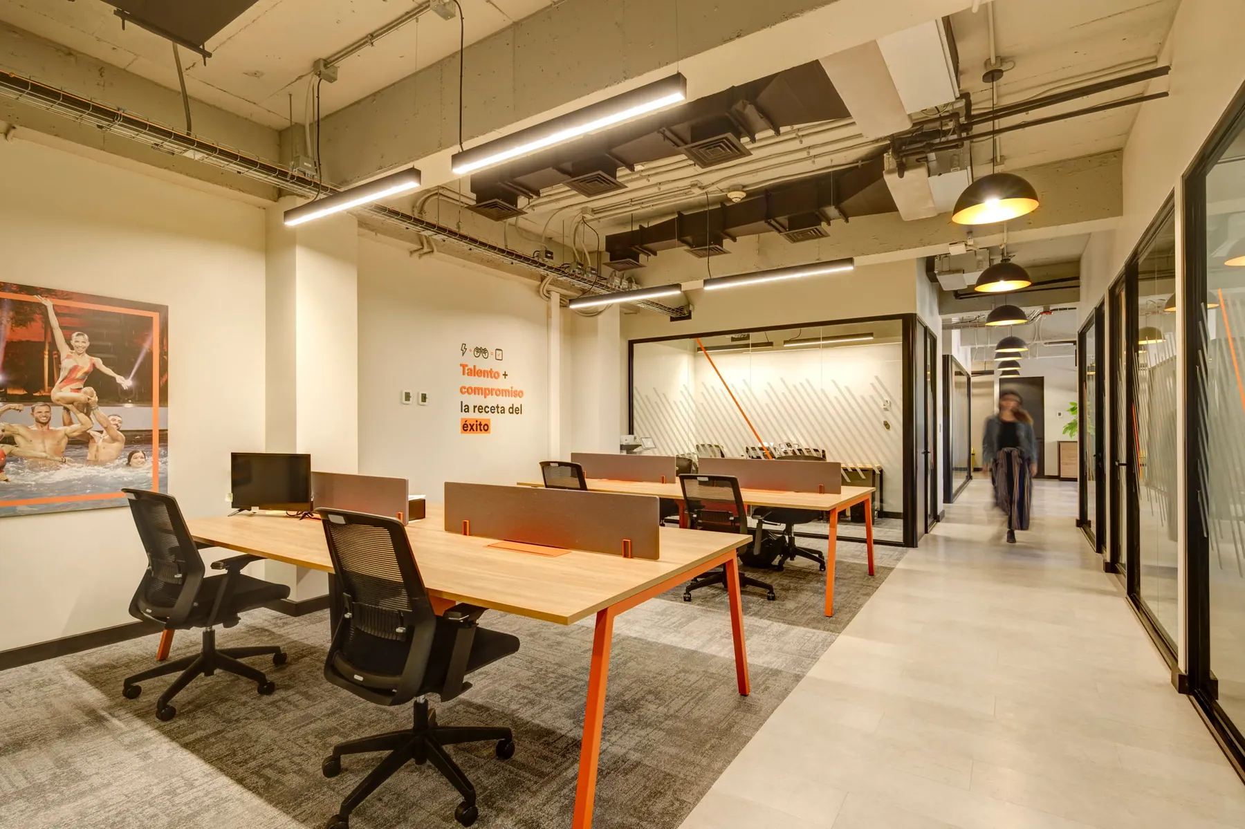 Oficinas para Cooking Media en Santiago — 460 m² — 3/6