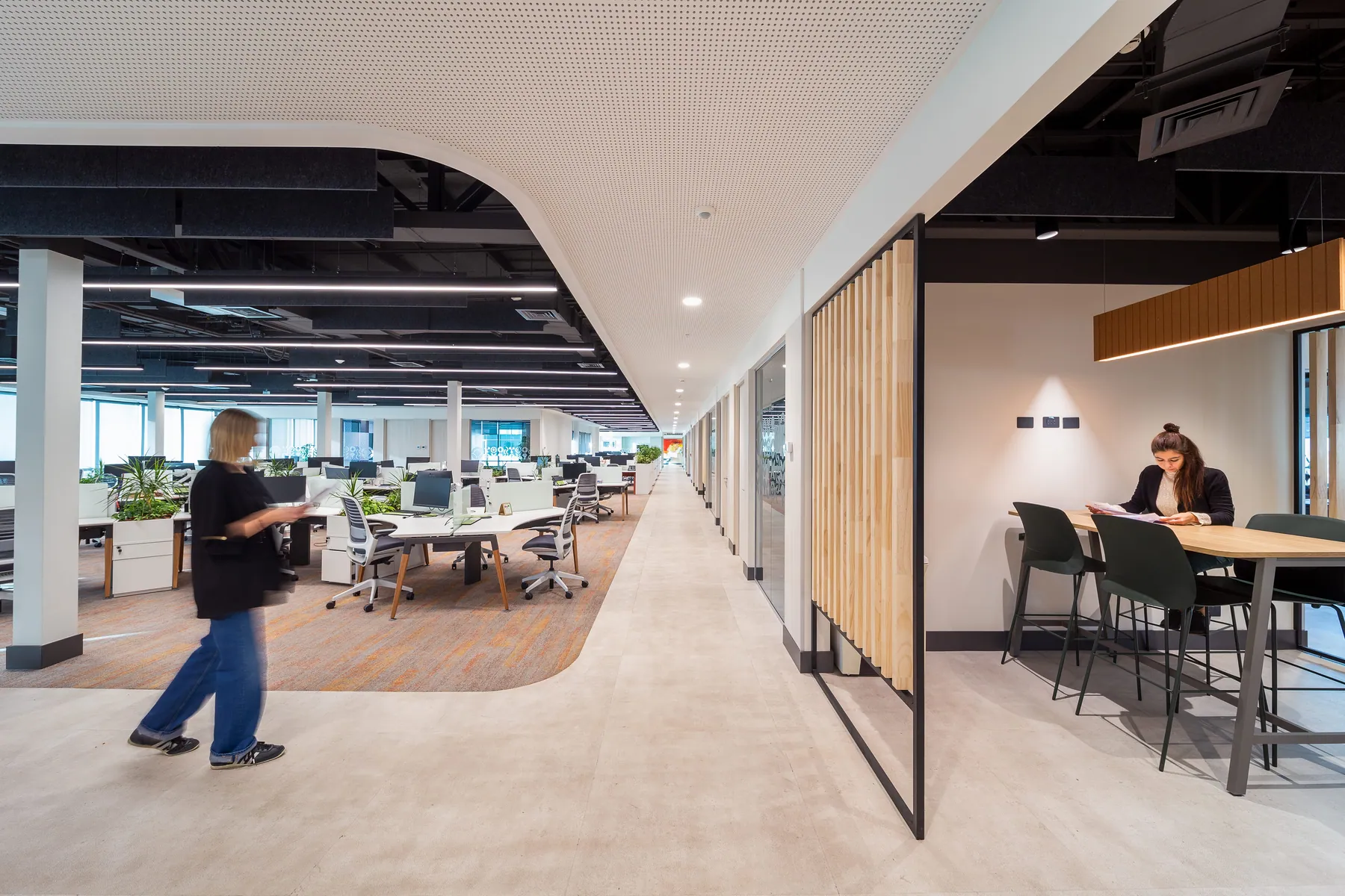Oficinas para Parque Arauco en Santiago — 4.102 m² — 5/6
