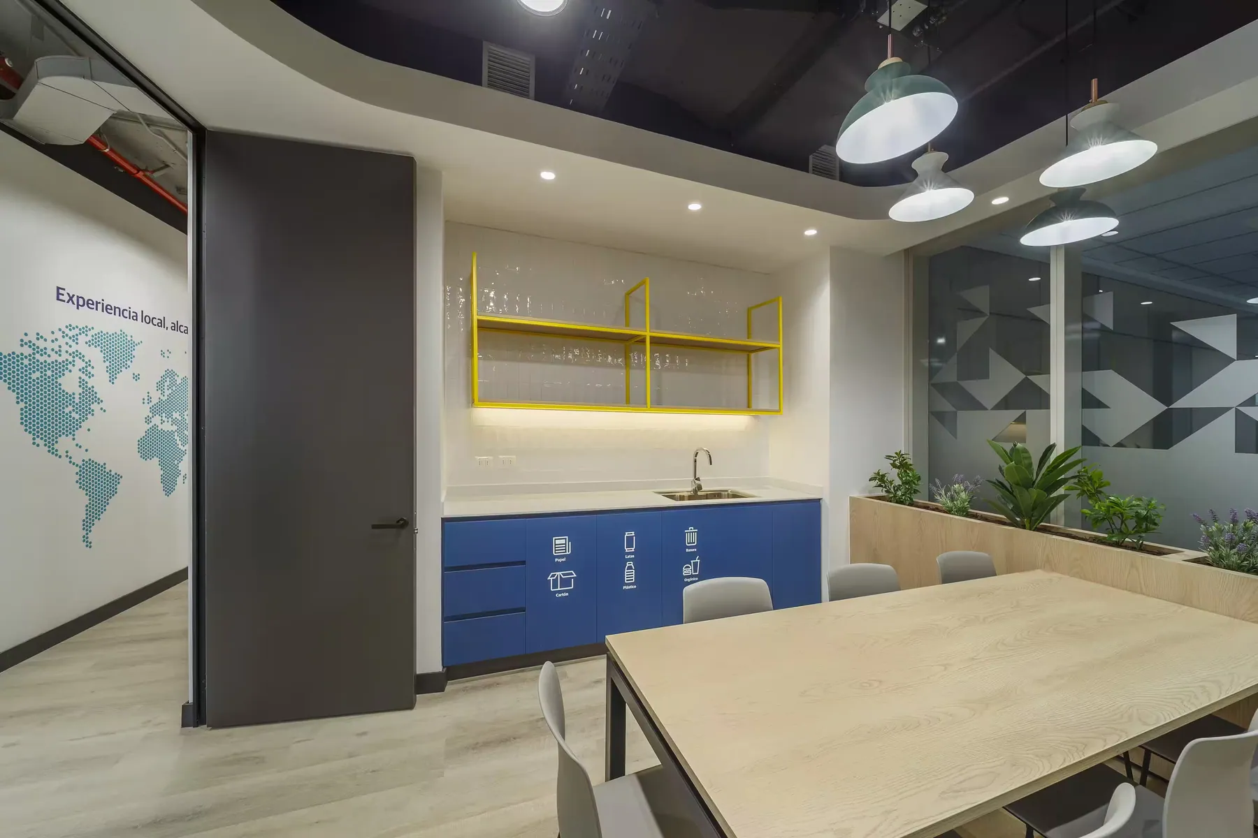 Oficinas para Liberty en Santiago — 271 m² — 4/6