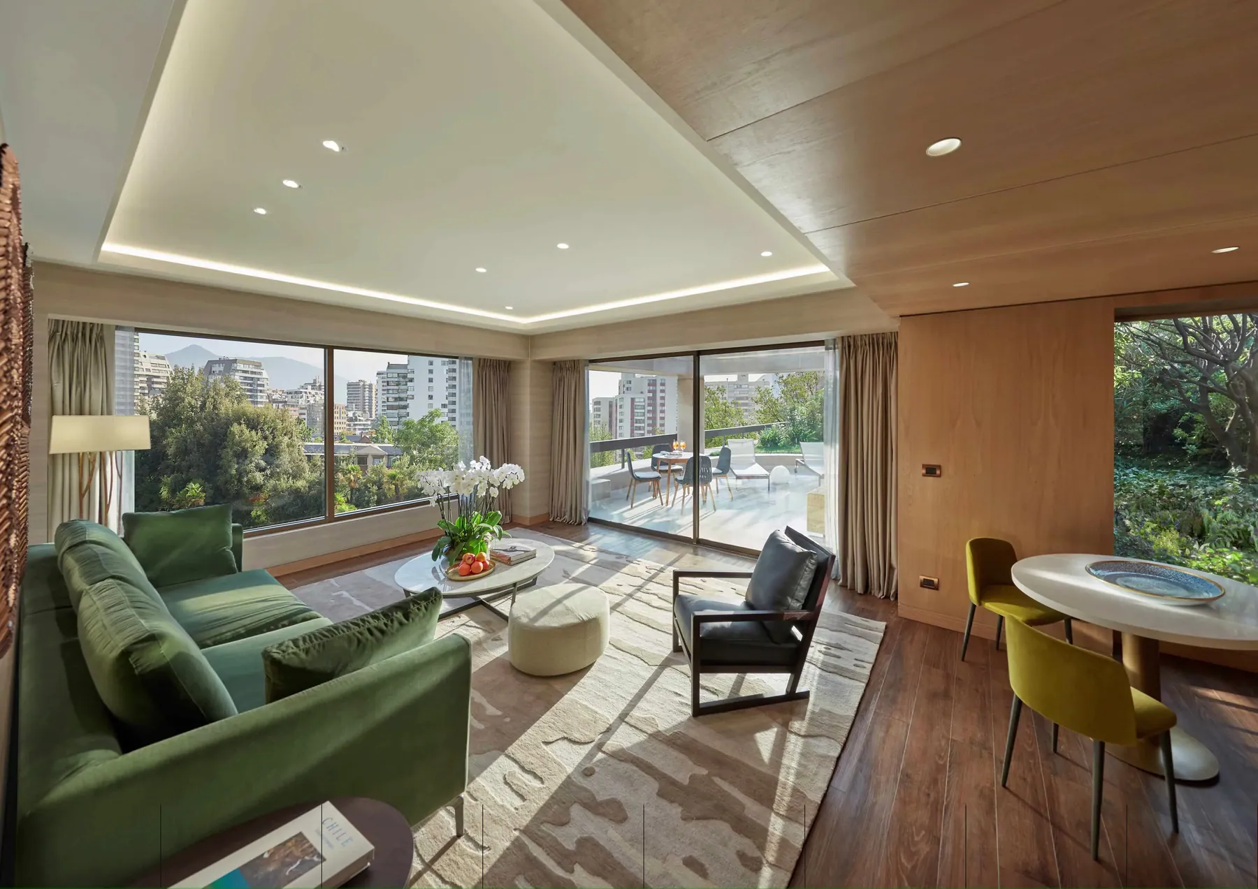 Hotel para Hotel Mandarin Oriental en Santiago — 8.200 m² — 4/6