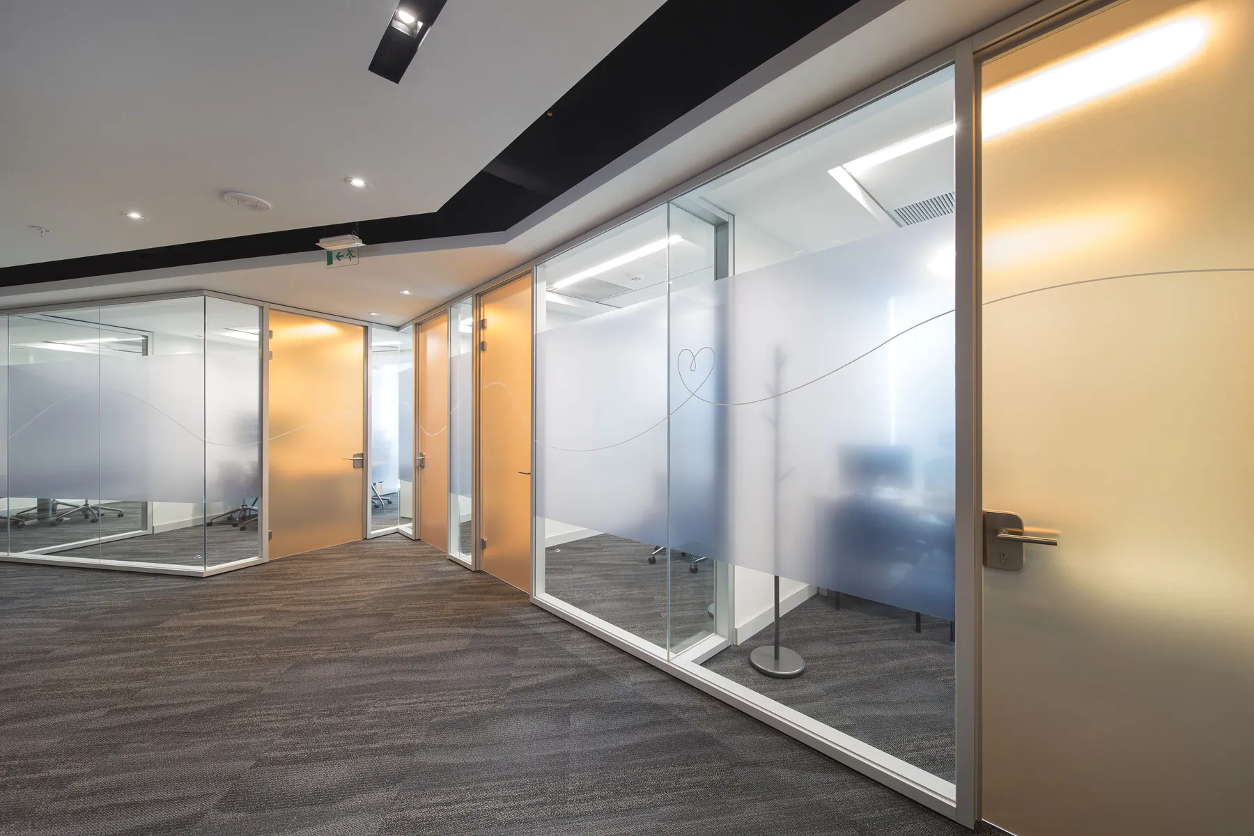 Oficinas para Vida Cámara en Santiago — 1.600 m² — 2/6