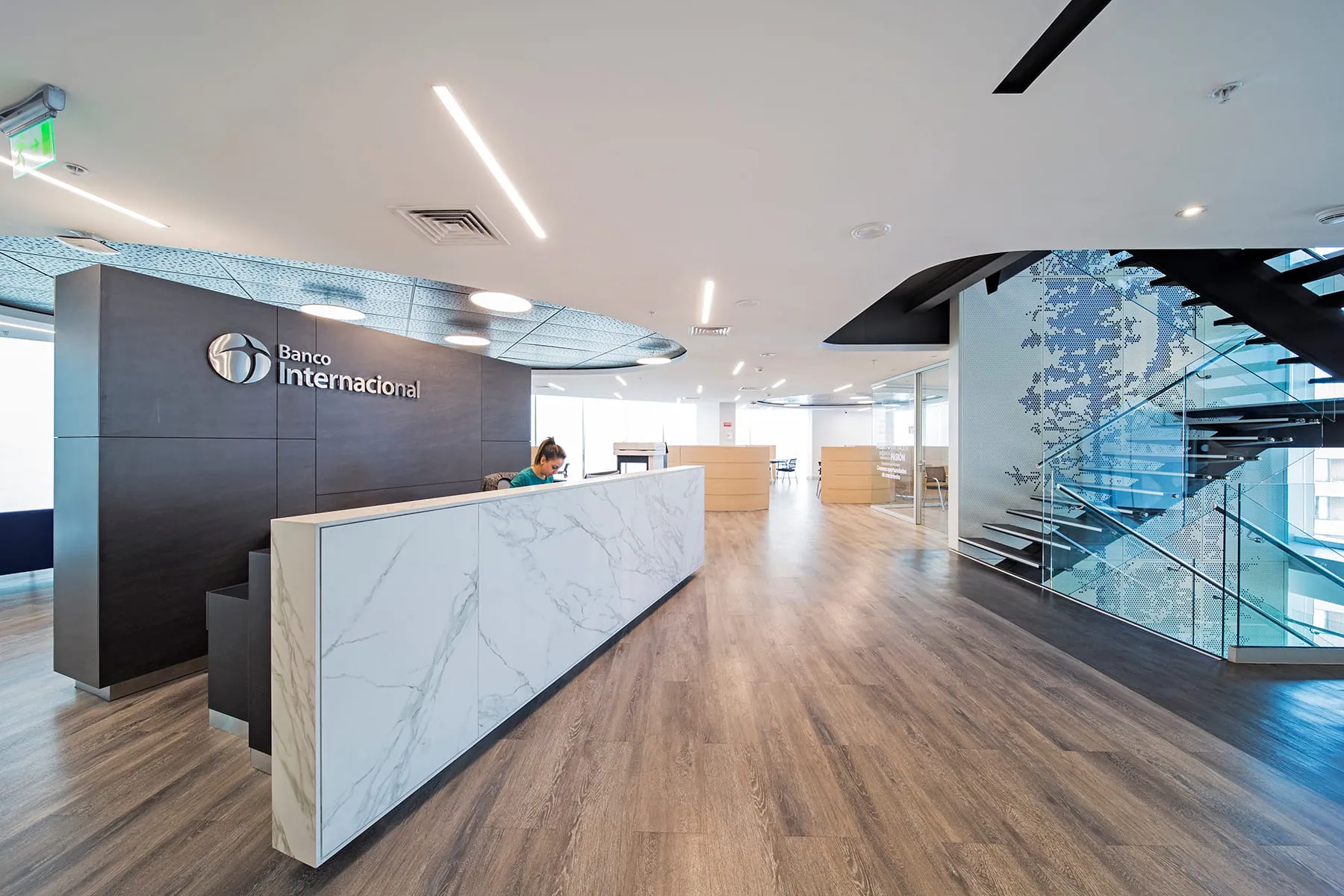 Oficinas para Banco Internacional en Santiago