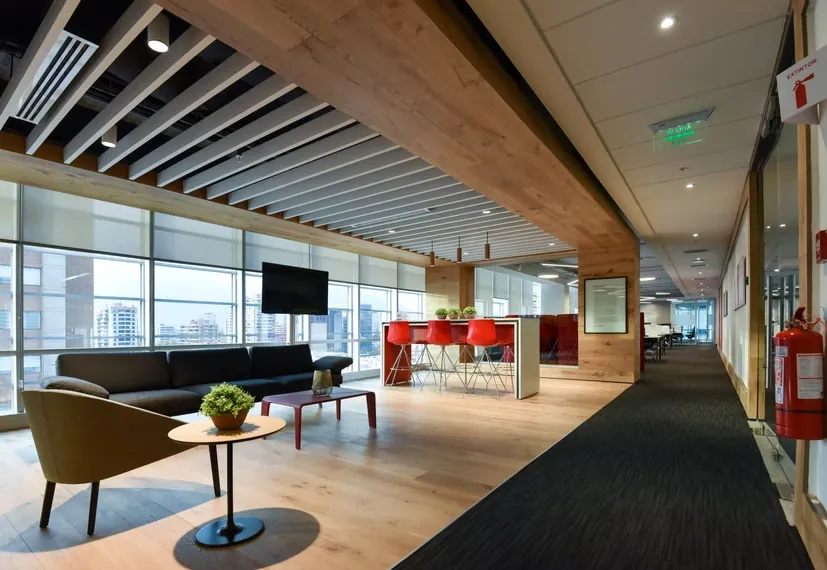 Oficinas para Johnson & Johnson en Santiago — 1.600 m² — 2/6