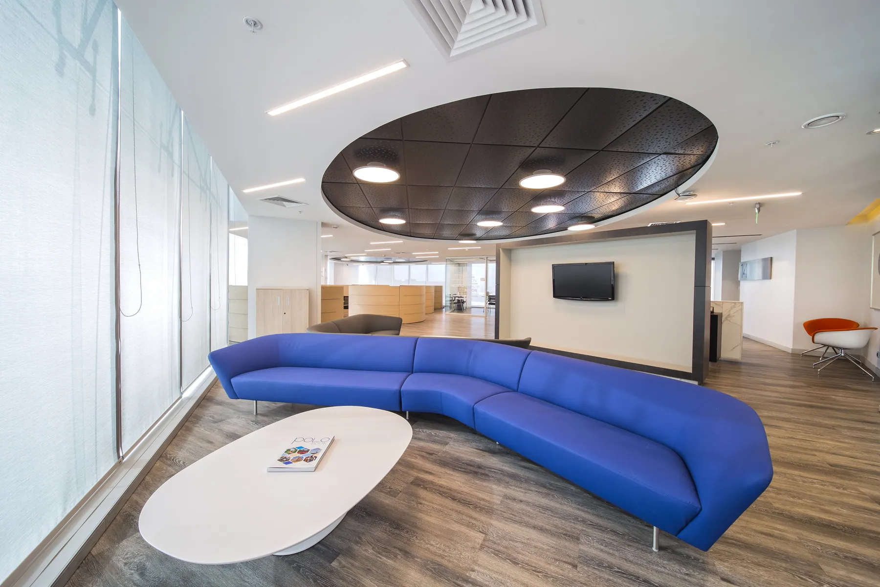 Oficinas para Banco Internacional en Santiago — 4.350 m² — 2/6